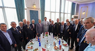 Manisa Protokolü Bayramlaştı