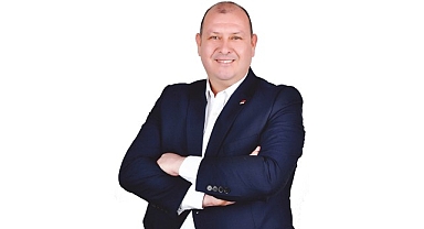 Menderes'te Sahne Tozu Sırası Büyüklerde
