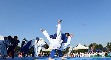 Osmangazi Belediyesi’nden gençlik ve spor şenliği