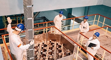 Rosatom: Novovoronezh NGS VVER-1200 Reaktörüne İlk 5'inci Nesil Yakıt Yüklemesi Yapıldı