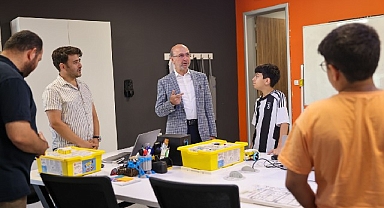 Başkan Pekyatırmacı Selçuklu Gelişim ve Teknoloji Akademisi'ni ziyaret etti