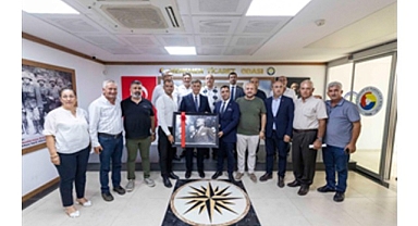 Başkan Tugay, Menemen’de oda başkanları ile görüştü