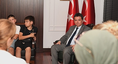 Bosnalı öğrencilerden Başkan Aydın’a ziyaret