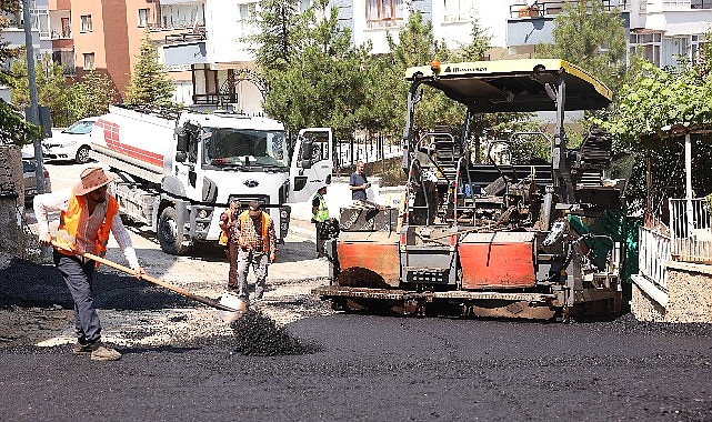 Çankaya'da asfalt çalışmaları sürüyor ASFALT ÇALIŞMALARI SÜRÜYOR