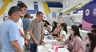 Ege Üniversitesinde Tercih Günleri Başladı