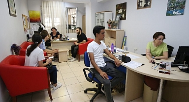 Karşıyaka Belediyesi’nden LGS öğrencilerine tercih desteği