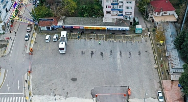 Başkan Büyükakın, Karamürsel ve Gölcük otogarlarının eski ve yeni halini paylaştı: