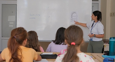 Başkan Çerçioğlu’ndan Eğitime Tam Destek: Aydınlı Çocuklar Yazı İngilizce Öğrenerek Geçiriyor