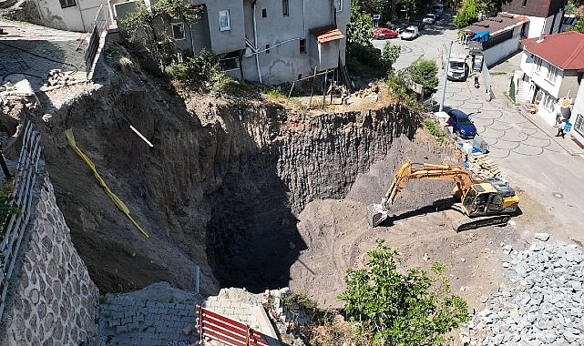Değirmendere'de toprak kaymasına hızlı müdahale
