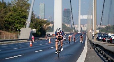 Dünyanın ilk Oral-B Asya ve Avrupa Triatlon Şampiyonası İstanbul'da yapıldı