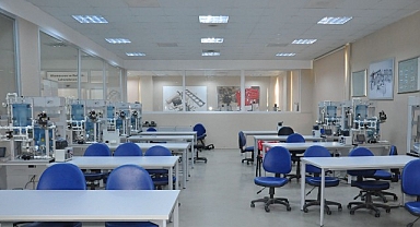 Ege Üniversitesi Mekatronik Programı, sanayiye nitelikli teknikerler kazandırıyor