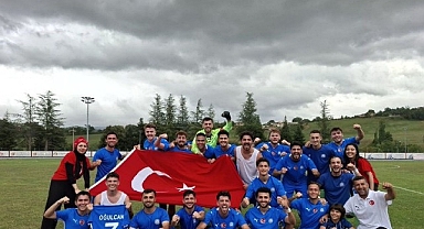 EÜ Futbol Takımı Avrupa’nın en iyi 4 takımı arasında yer aldı