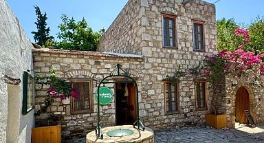 Maison Magi, Ağustos Ayında Sanatı, Doğayı ve Bütünsel Deneyimi Bir Araya Getiriyor