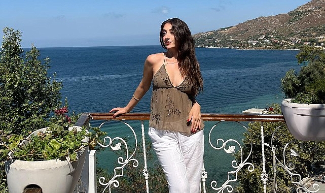 Melisa Eren'den enerjik ve duygusal bir buluşma: Kolaylıklar Diliyorum