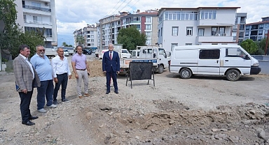 Başkan Deveciler Pazarbşı Caddesi’nde İncelemelerde Bulundu