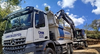 Canik'te Ulaşım Atağı Hız Kesmeden Devam Ediyor