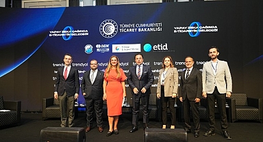 E-Ticaret Devlerinin CEO'ları “Yapay Zekâ Çağında E-Ticaretin Geleceği Zirvesi”nde Buluştu!