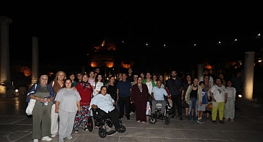 Efes Selçuk Belediyesi’nden Engelsiz Bireylere Efes'te Gece Yolculuğu