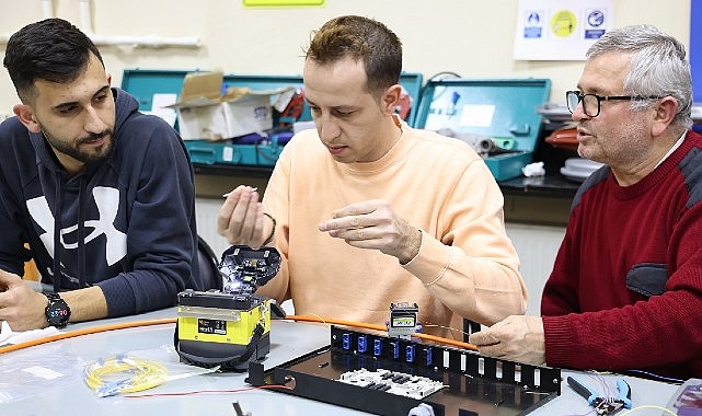 Kursiyerler, KO-MEK'le aranan eleman oluyor