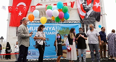 Mudanya Kitap Fuarı'nda balonlar demir için göğe yükseldi