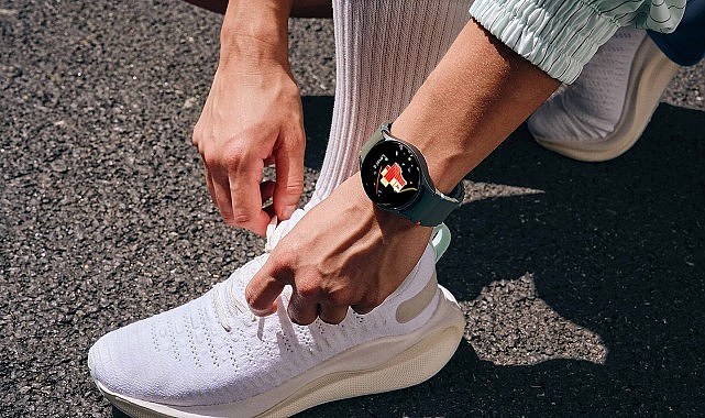 One UI 8 Watch Samsung Galaxy Watch Ultra’da kullanıma sunuluyor