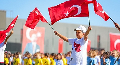 Aliağalılar Cumhuriyetin 102. Yılını Hep Birlikte Coşkuyla Kutlayacak