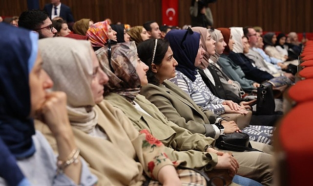 "Anadolu mayası, varlığa hayretle bakabilmektir"