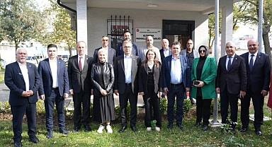 Başkan Erkan Aydın’dan Altınova Mahallesi'ne Ziyaret