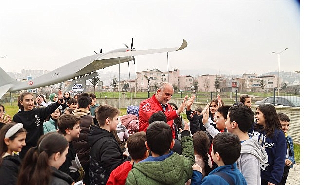 Canik'te Özdemir Bayraktar'a Duygu Dolu Anma