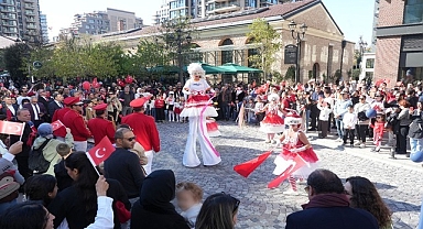 Cumhuriyet'in ruhu Fişekhane'de sanatla buluştu