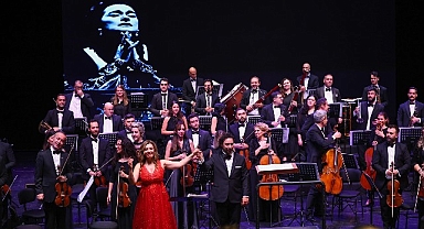 Efsane Soprano Leyla Gencer Bakırköy’de Anıldı