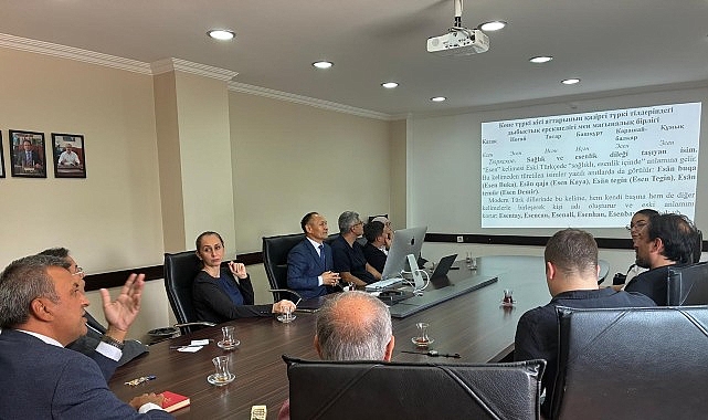 Ege Üniversitesinde Türk Dünyasının Dil Birliği Konuşuldu