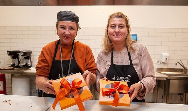 Gönüllü ellerden lösemili çocuklara tatlı hediye