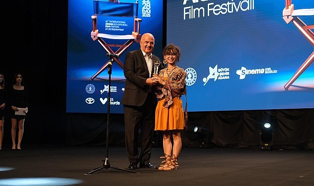 İnegöl Belediyesi Şehir Tiyatrosu Öğrencisinden Gururlandıran Başarı