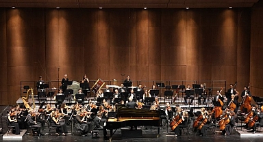 İstanbul Devlet Senfoni Orkestrası DenizBank Konserleri 2025-2026 sanat sezonunu açtı