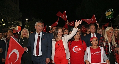 Karşıyaka 29 Ekim’de gelincik tarlasına dönüşecek!