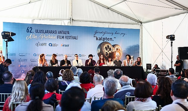 “Kesilmiş Bir Ağaç Gibi” ve “Noir” filmleri seyirciyle buluştu