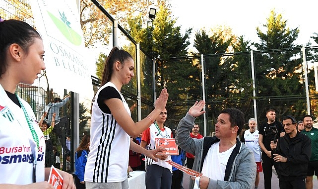 Osmangazi’de Basketler Cumhuriyet İçin Atıldı