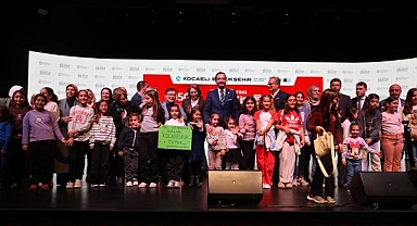 Türk Dünyası'nın geleceği Kitap Fuarı'nda konuşuldu