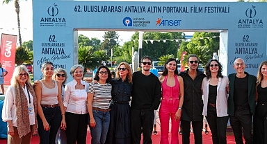 Uluslararası yarışma filmleri seyirciyle buluşuyor