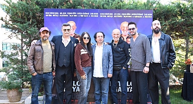 Yeşilçam'ın Efsaneleri Sahalara Döndü: Mitoloji Mafyası Geliyor