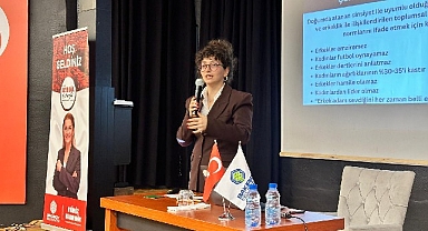 Bakırköy'de Kadınların Sesine Kulak Veren Söyleşi 