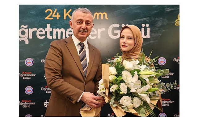 Başkan Büyükakın: "Ülkemizin geleceğini inşa ediyorsunuz"