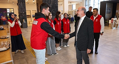 Başkan Pekyatırmacı'dan Yeni Nesil Şehir Kütüphanesi'ne ziyaret