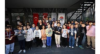 Efes Selçuk’ta “Ataya Saygı” Satranç Turnuvası Sona Erdi