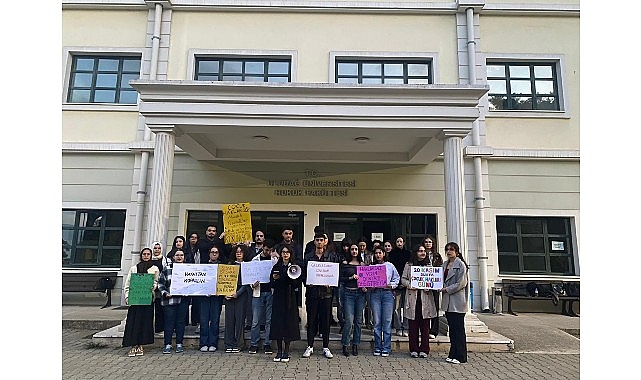 Hukuk Fakültesi Öğrencileri: "Çocukların Hayatı Tartışmaya Kapalıdır