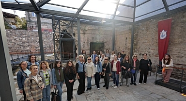 Sanat ve tarihi buluşturan Kıllıoğlu Hamamı’na yoğun ilgi