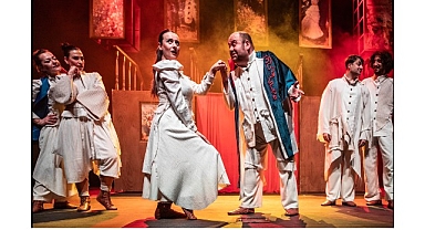 Şehir Tiyatroları “Köpek Kalbi” Oyunuyla Bursa’da