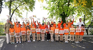 Sonbahar Yaprakları Osmangazide Sanata Dönüştü