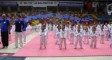 Sporun merkezi Selçuklu'da kuşak sınavı coşkusu yaşandı